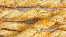 Crispy Rosemary Cheese Twists