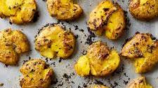 Crispy Smashed Potatoes with Garlic Butter