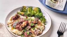 Crockpot Garlic Butter Steak Bites