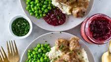 Crockpot Swedish Meatballs {IKEA Copycat}