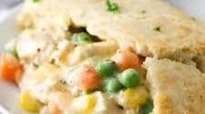 Easy Biscuit Chicken Pot Pie