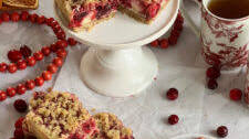 Easy Cranberry Cheesecake Bars with Crumble Topping