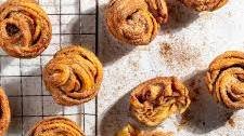 Easy Cruffins Recipe (With Canned Croissant/Crescent dough)