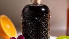 Easy Elderberry Syrup Recipe (With or Without Honey)