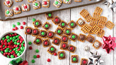Easy, Festive Chocolate Holiday Pretzels