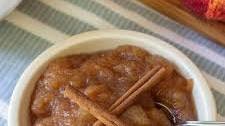 Easy Homemade Cinnamon Applesauce