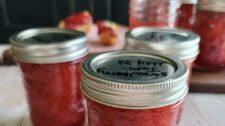 Easy Homemade Strawberry Jam (with Pectin)