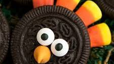 Easy Oreo Turkey Cookies (Candy Corns)