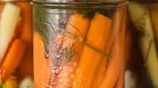 Easy Pickled Carrots