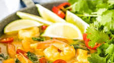 Easy Yellow Curry Shrimp with Butternut Squash and Spinach