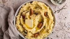 Garlic Confit Mashed Potates