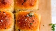 Garlic & Herb Butter Dinner Rolls