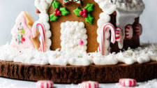 Gingerbread House Recipe (VIDEO)