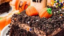 Halloween Dirt Cake