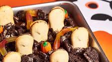 Halloween Graveyard Cake Recipe
