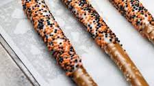 Halloween Pretzel Rods
