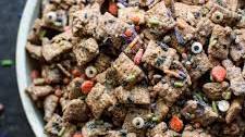 Halloween Puppy Chow Recipe