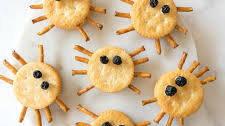 Halloween Spider Cracker Snacks