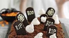 Haunted graveyard cake