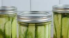 How to Make Refrigerator Garlic Dill Pickles