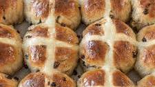 How to Make Traditional Hot Cross Buns