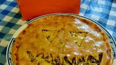 Jack O' Lantern Cheeseburger Pie