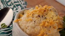 Low Carb Cheddar and Garlic Cauliflower Mash