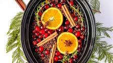 Make Your Own Simmering Holiday Potpourri
