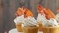 Maple-Bacon Cinnamon Cupcakes