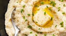 Mashed Cauliflower (Easy & Creamy)