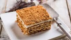 Medovik honey cake, la torta al miele della cucina russa