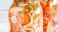 Mexican Pickled Vegetables (Escabeche)