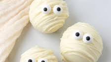 Mummy Oreo Balls