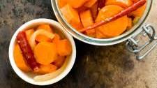 Ninfa’s spicy pickled carrots