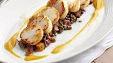Pan-fried scallops with butternut squash two ways