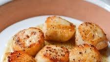 Pan-Seared Scallops with Lemon Butter