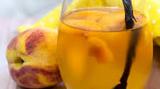 Peach Vanilla Sangria