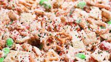 Peppermint Crunch Snack Mix