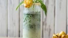 Pineapple and coconut mojito