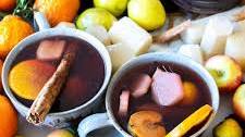 Ponche Navideño {Mexican Mulled Fruit Punch}