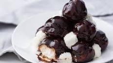 Profiteroles al cioccolato