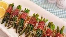 Prosciutto-Wrapped Asparagus Bundles