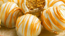 Pumpkin Cake Pops