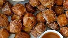 Pumpkin Spice Pretzel Bites