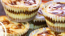 Pumpkin Swirl Cupcakes – The Most Decadent Dessert
