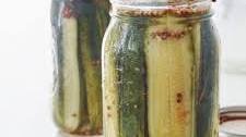 Quick & Easy Refrigerator Pickles