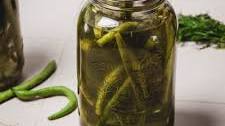 Quick pickled green beans