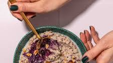 Quinoa Breakfast Porridge with Almond Milk