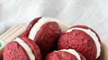 Red Velvet Whoopie Pies with Cream Cheese Filling