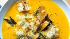 Roasted Butternut Squash and Garlic Soup